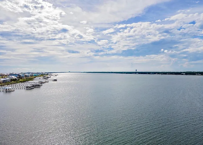 Over The Moon - 8 Bedroom - Sleeps 28 - Private Pool & Pier - Prickett Gulf Shores