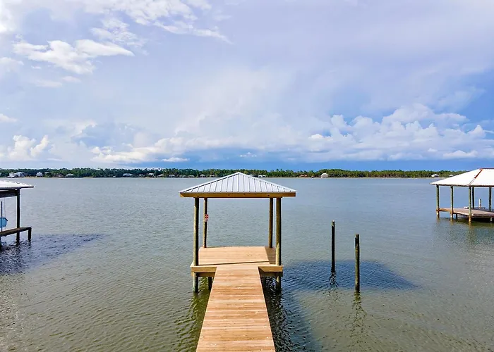 Over The Moon - 8 Bedroom - Sleeps 28 - Private Pool & Pier - Prickett Holiday home
