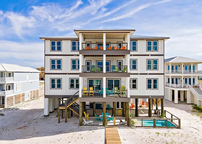 Over The Moon - 8 Bedroom - Sleeps 28 - Private Pool & Pier - Prickett Holiday home