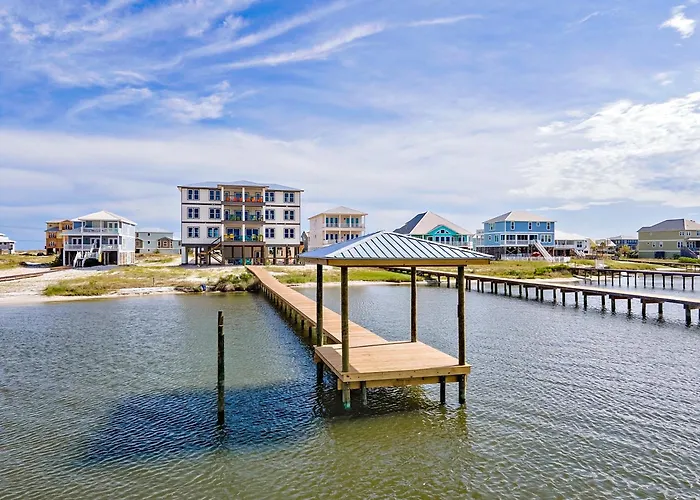 Holiday home Over The Moon - 8 Bedroom - Sleeps 28 - Private Pool & Pier - Prickett