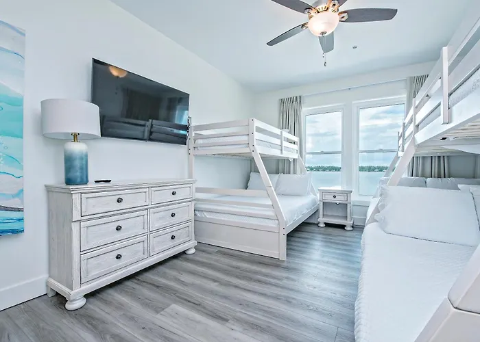 Over The Moon - 8 Bedroom - Sleeps 28 - Private Pool & Pier - Prickett * Gulf Shores