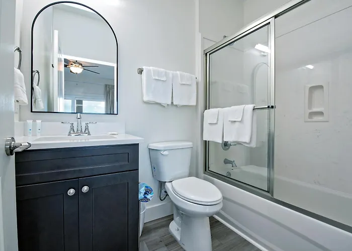 Over The Moon - 8 Bedroom - Sleeps 28 - Private Pool & Pier - Prickett Holiday home Gulf Shores