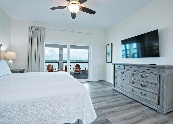 Over The Moon - 8 Bedroom - Sleeps 28 - Private Pool & Pier - Prickett Gulf Shores